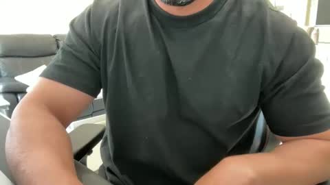 Weapon X online show from 10-31-25, 01:28