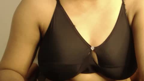 mina online show from 04-03-26, 10:41