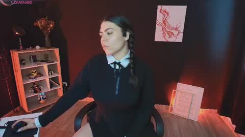 Wednesday   Please help me to reach 111 thumbs up online show from 09-15-25, 04:51