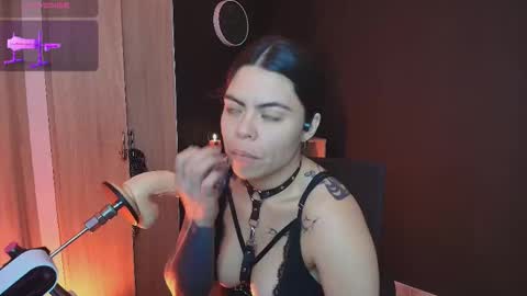 Wednesday   Please help me to reach 111 thumbs up online show from 11-12-25, 05:13