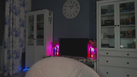  moon  online show from 01-16-25, 04:39