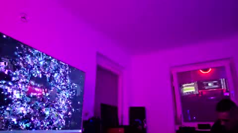 Weedman online show from 10-18-25, 05:03