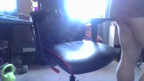 Snapshot of weehornyginger chatting on 04-25-26, 12:08 Horny ginger online show from 04-25-26, 12:08
