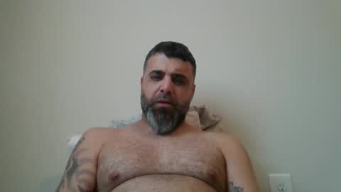 Snapshot of weezy210 chatting on 11-30-25, 04:22 Weezy online show from 11-30-25, 04:22