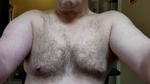 Snapshot of welderod chatting on 06-13-26, 03:04 welderod online show from 06-13-26, 03:04