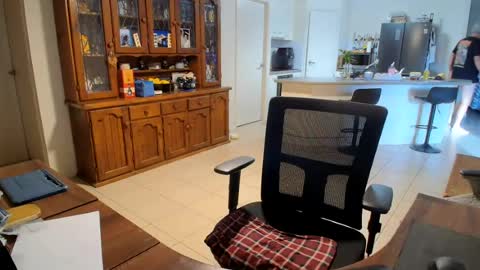 Wellhelloo online show from 06-26-26, 05:56