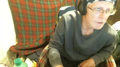 WOMEN MAKE MY COCK THROB online show from 06-08-26, 02:23