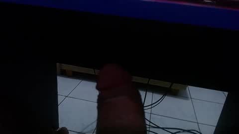 Snapshot of wellingtont chatting on 02-01-26, 01:37 wellingtont online show from 02-01-26, 01:37