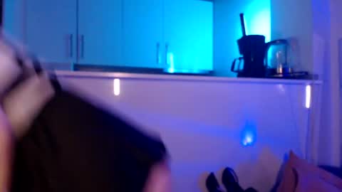 Snapshot of welliza chatting on 05-17-26, 11:12 Liza online show from 05-17-26, 11:12