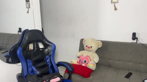 Wendy Alex online show from 03-14-26, 01:23