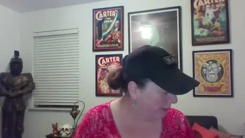 WendyCU online show from 01-29-25, 06:22