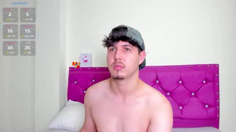 Snapshot of wendyyhot69 chatting on 02-24-26, 05:05 wendyyhot69 online show from 02-24-26, 05:05