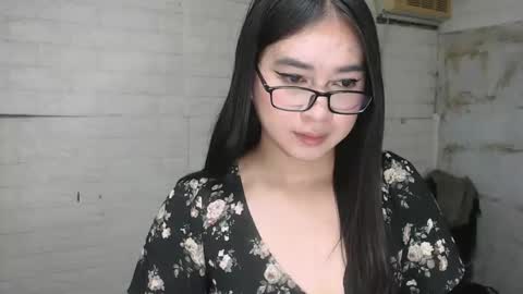 Snapshot of weremeanttobe chatting on 09-23-25, 01:14 andrew online show from 09-23-25, 01:14