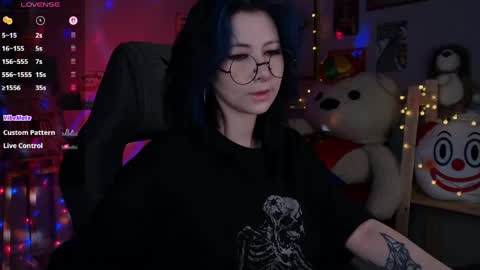 little girl who is always rightLisa online show from 05-27-26, 01:57
