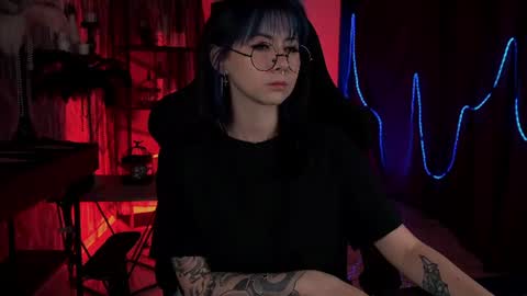 little girl who is always rightLisa online show from 06-30-26, 01:17