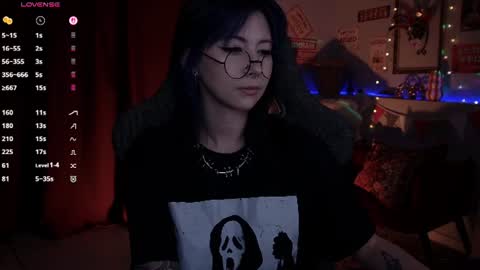 little girl who is always rightLisa online show from 07-22-26, 01:30