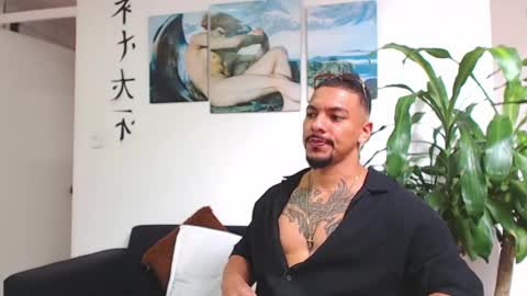 Wesley Rogger online show from 02-15-25, 07:06