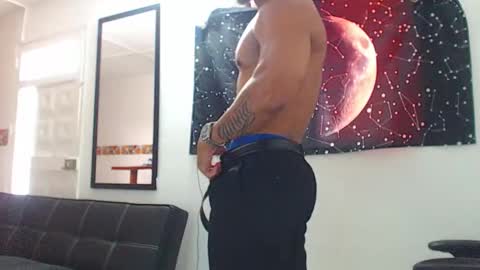 Wesley Rogger online show from 11-15-25, 04:58