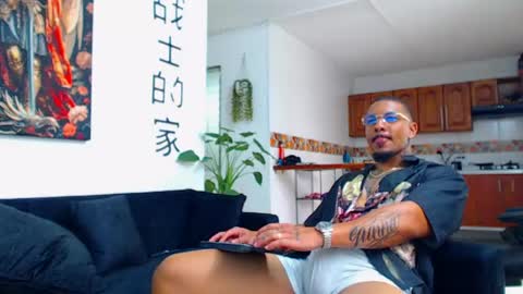 Wesley Rogger online show from 04-19-26, 06:10