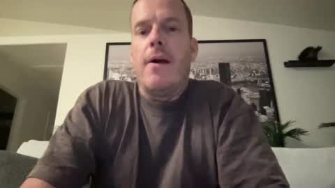 westcoastguy213 online show from 10-09-25, 01:58