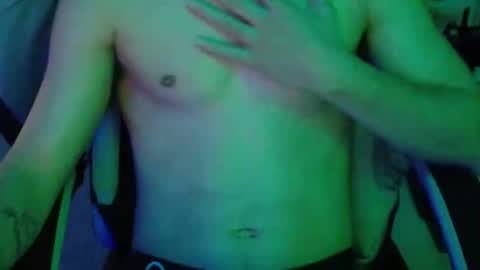 Snapshot of wet4200 chatting on 04-18-26, 06:17 Wet online show from 04-18-26, 06:17