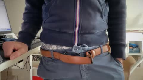 wet_adidasboy online show from 10-30-25, 08:49