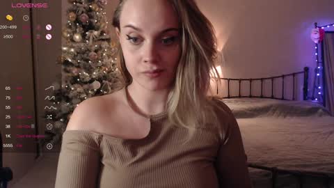 Lana online show from 12-23-24, 07:20