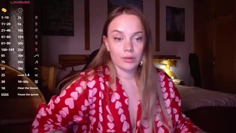 Lana online show from 03-18-26, 06:33