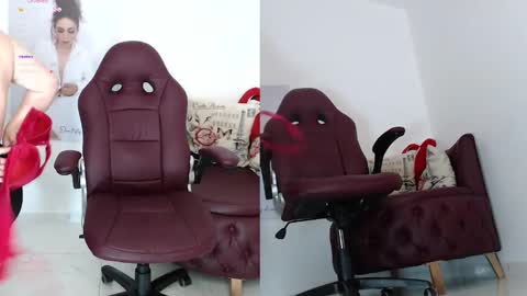 Snapshot of wet_liss chatting on 01-14-25, 01:15 Diva online show from 01-14-25, 01:15