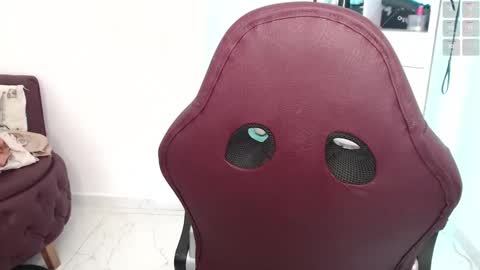 Snapshot of wet_liss chatting on 02-23-25, 10:53 Diva online show from 02-23-25, 10:53