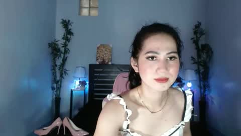 Snapshot of wetcumnaughty69_rihanna chatting on 09-18-25, 11:18 Rihanna online show from 09-18-25, 11:18