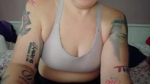 Wetgerman online show from 11-27-25, 01:13