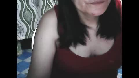 Snapshot of wethornypussy4u chatting on 02-19-26, 07:10 wethornypussy4u online show from 02-19-26, 07:10