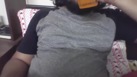 Snapshot of wetmonkeyhouse chatting on 04-26-26, 04:59 Wet Monkey online show from 04-26-26, 04:59