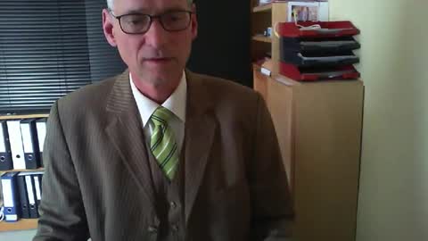 Snapshot of wetsuitedman chatting on 05-09-26, 12:43 Franz online show from 05-09-26, 12:43