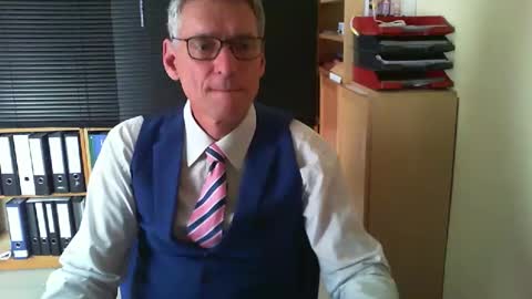 Snapshot of wetsuitedman chatting on 05-31-26, 04:25 Franz online show from 05-31-26, 04:25