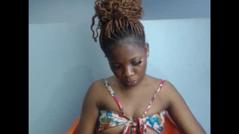 Snapshot of wetxxbabe chatting on 10-17-25, 11:13 wetxxbabe online show from 10-17-25, 11:13