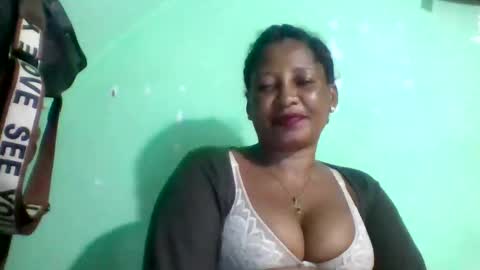 Snapshot of wharda chatting on 06-05-26, 12:50 wharda online show from 06-05-26, 12:50
