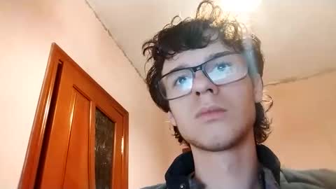 Snapshot of whatever_67 chatting on 11-18-25, 07:07 whatever_67 online show from 11-18-25, 07:07