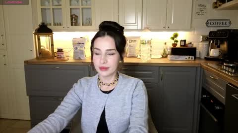 Victoria Maria online show from 01-21-25, 09:57