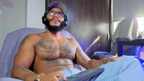 Snapshot of wheleer_green chatting on 07-18-26, 01:59 Will online show from 07-18-26, 01:59