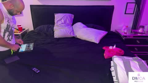 Hot 2 online show from 02-16-25, 08:21