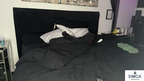 Hot 2 online show from 03-01-25, 10:24