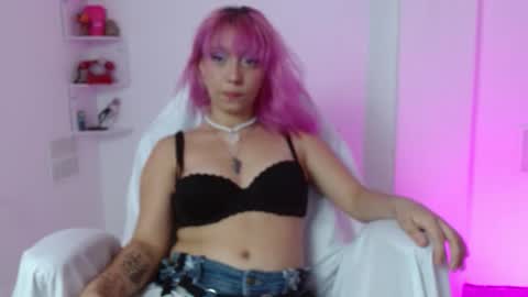 Snapshot of whineth chatting on 11-18-25, 07:29 whineth online show from 11-18-25, 07:29