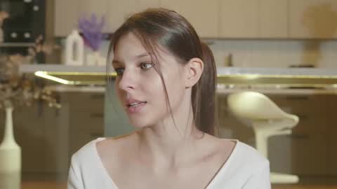 Naomi online show from 11-09-25, 02:10