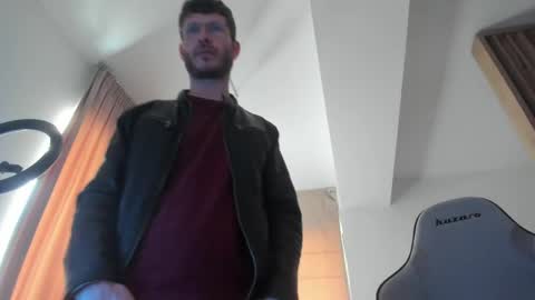 Michael online show from 04-12-26, 09:03