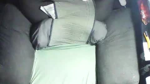 Snapshot of white9inchcocka chatting on 04-04-26, 12:02 whitebear05 online show from 04-04-26, 12:02