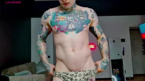 Max online show from 01-11-26, 01:38