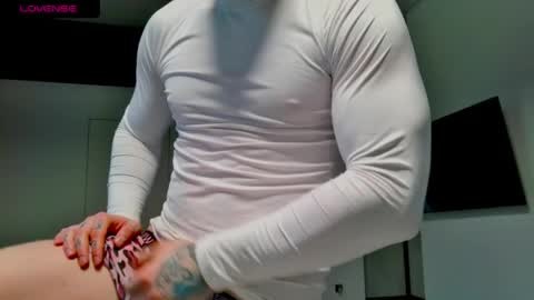 Snapshot of white_king999 chatting on 05-01-26, 02:49 Max online show from 05-01-26, 02:49