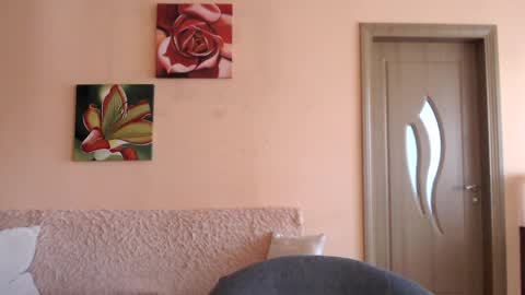 Tom online show from 04-22-26, 02:07